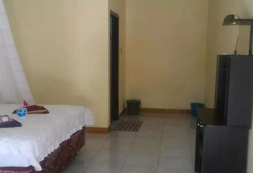 Majatalo Bintang Wisata Riung