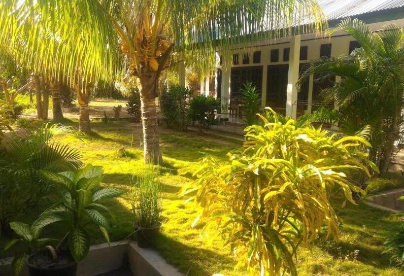 Пансион Bintang Wisata Riung