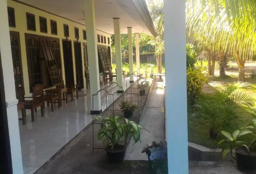 Majatalo Bintang Wisata Riung