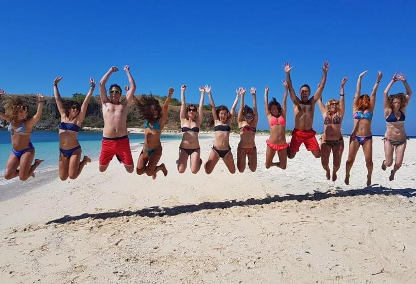 Пансион Bintang Wisata Riung