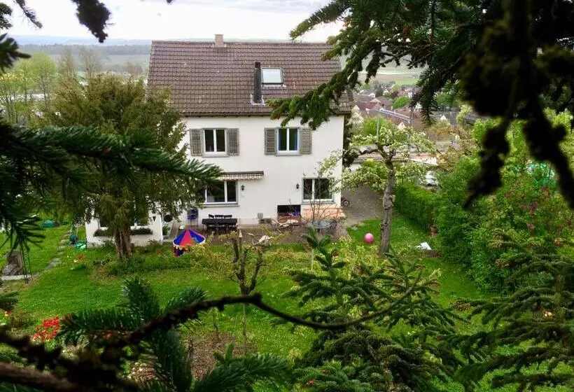 Majatalo Guntli’s Family Guesthouse