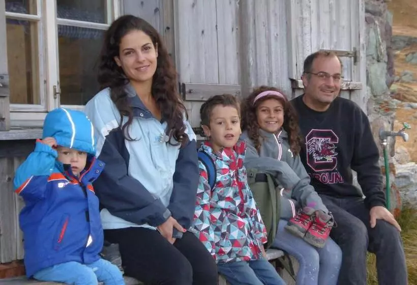 Majatalo Guntli’s Family Guesthouse