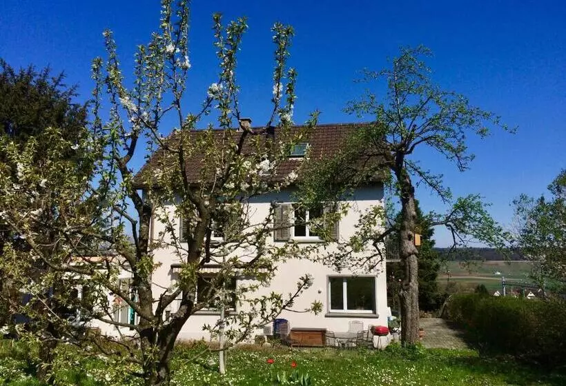 Majatalo Guntli’s Family Guesthouse