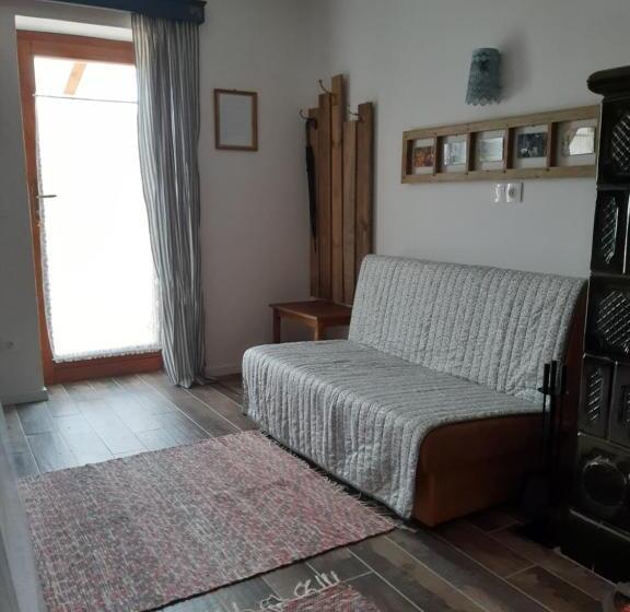 ペンション Kiskemence Vendégház Szatta