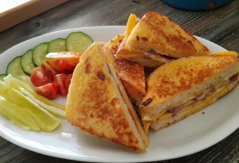 ペンション Kiskemence Vendégház Szatta