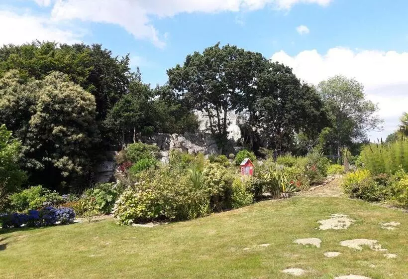 Majatalo Le Rocher Du Samoyède