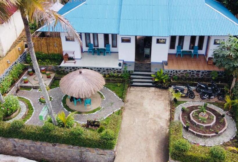 פנסיון Mahoni Guest House