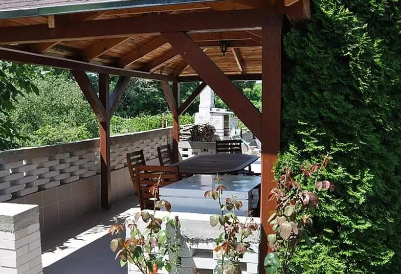 Majatalo Penzión Veperec