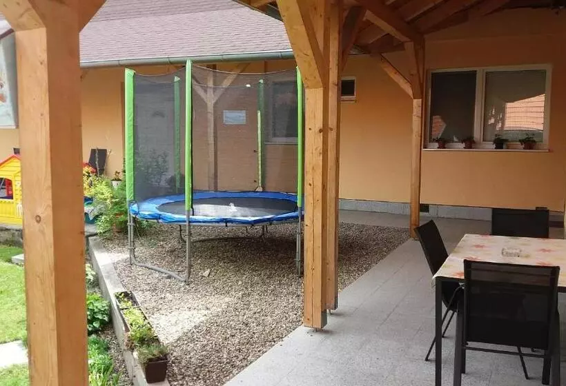 Majatalo Penzión Veperec