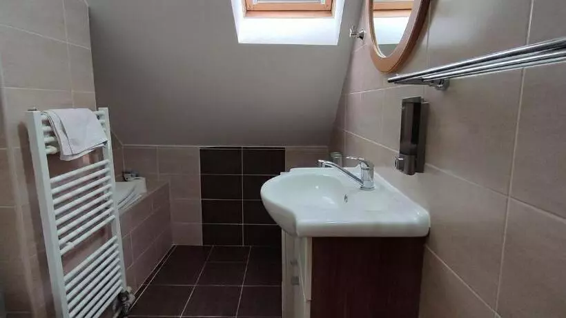 Majatalo Penzión Veperec