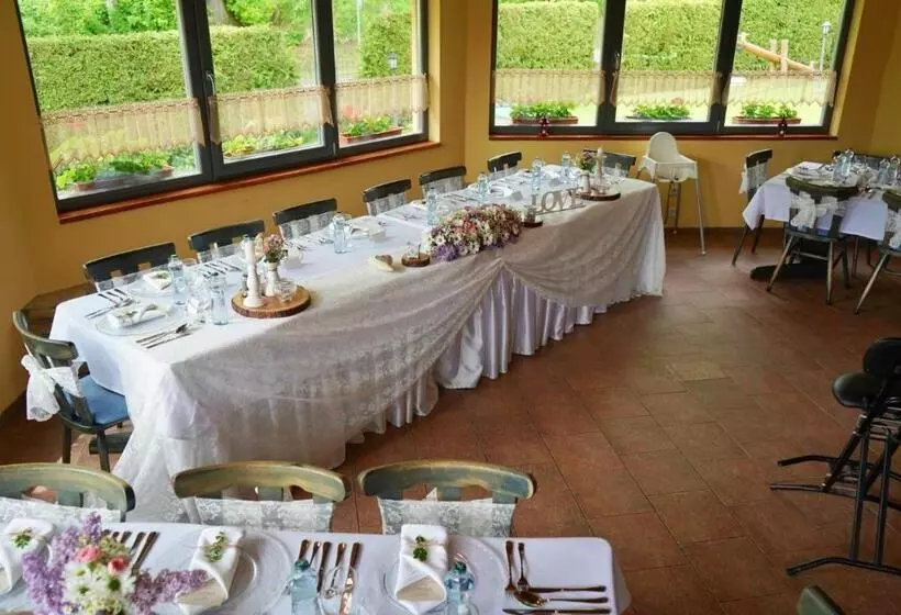 Majatalo Penzion Za Mlynom