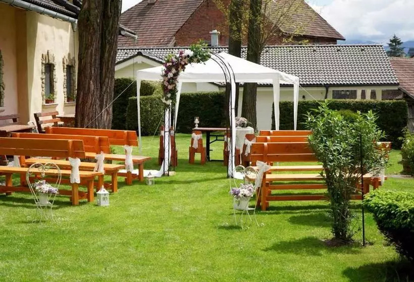 Majatalo Penzion Za Mlynom