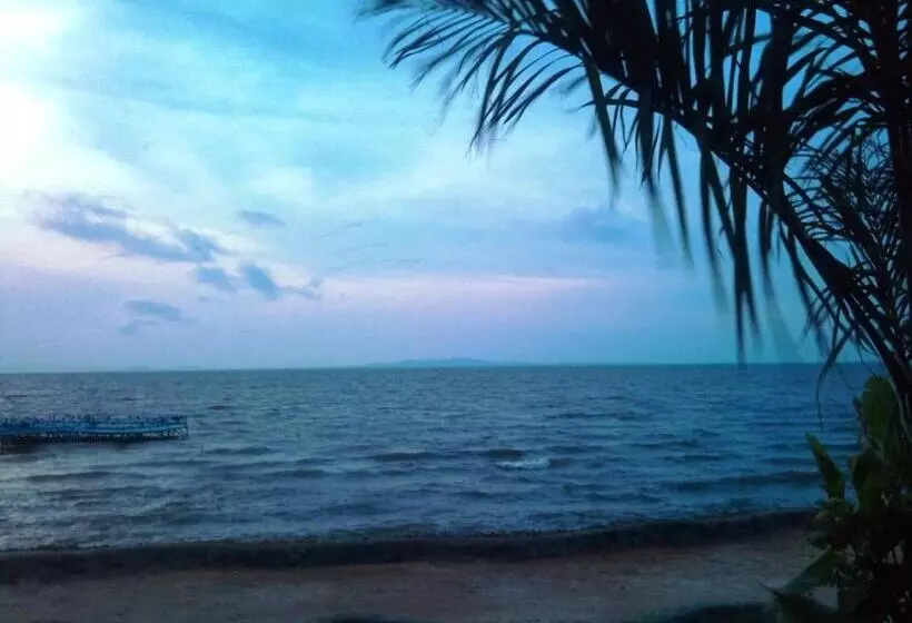 リゾートホテル Serenity On The Lake