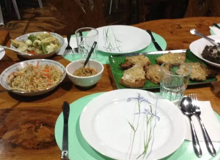 Retkeilymaja Mirisbiris Garden And Nature Center