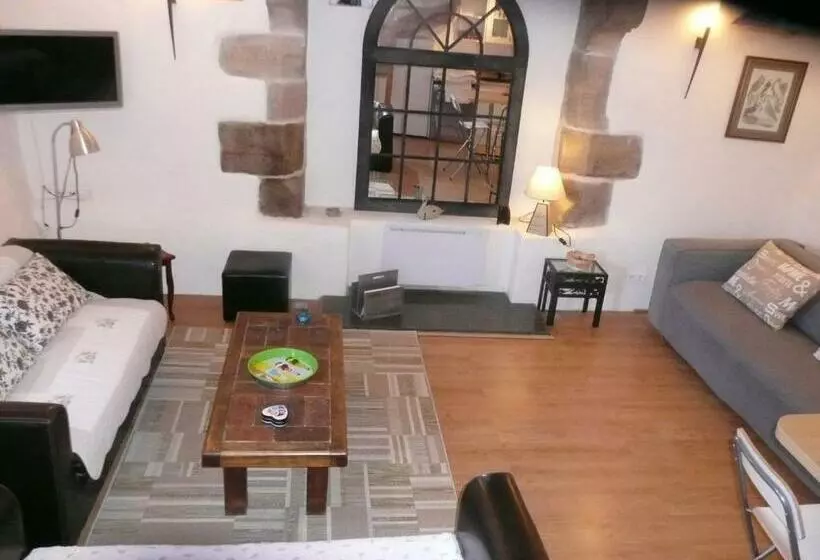 B&b Dinan La Priquetais