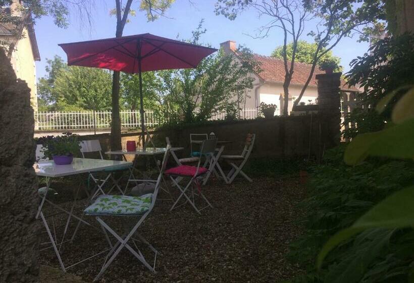 Bed and Breakfast Chambres D  Hotes A Benaize