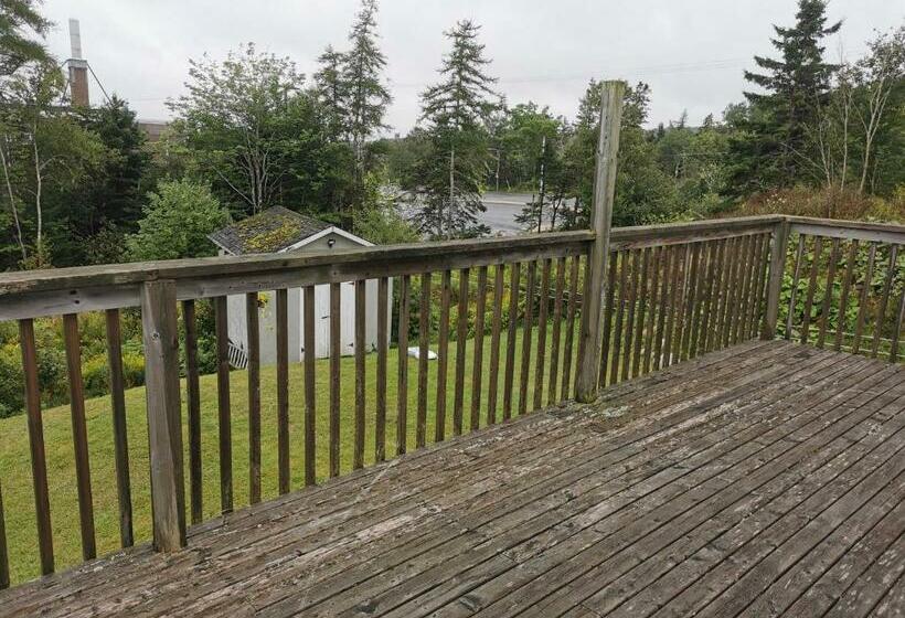 ベッドアンドブレックファースト Himalaya Harbour Lodge