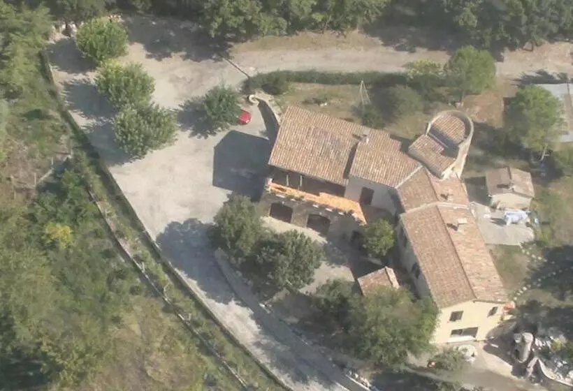 ベッドアンドブレックファースト Le Pigeonnier Chambre D Hôte