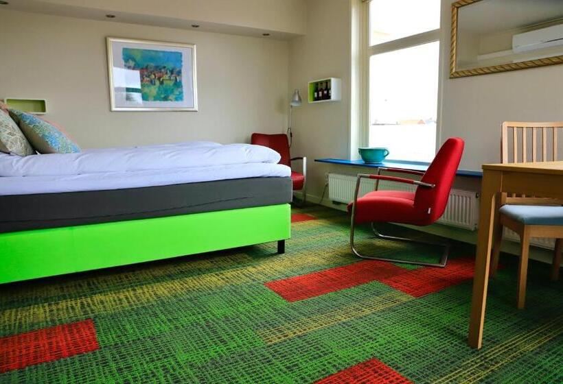 Bed & Breakfast Marrum