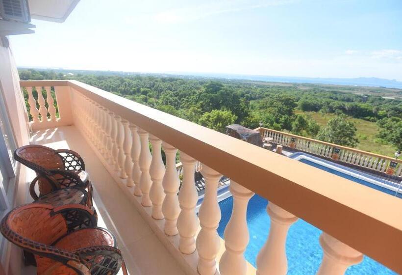 Chrysant Hotel & Resort