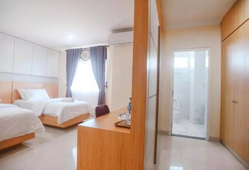 Chrysant Hotel & Resort