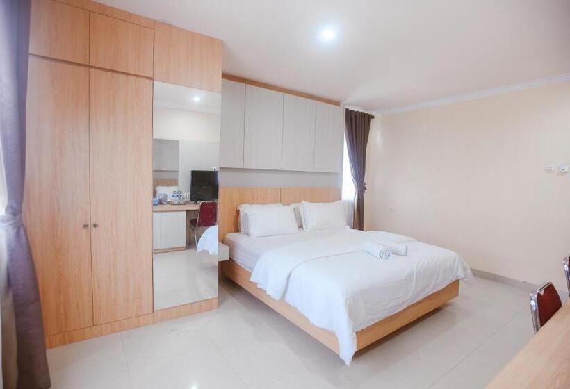 Chrysant Hotel & Resort