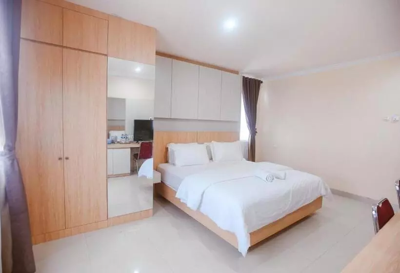 Chrysant Hotel & Resort