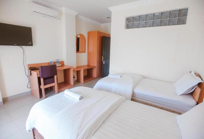 Chrysant Hotel & Resort