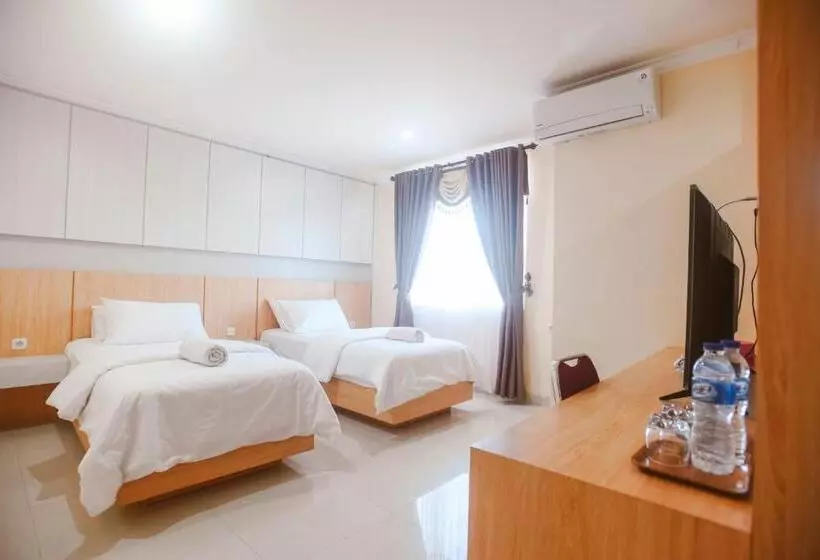 Chrysant Hotel & Resort