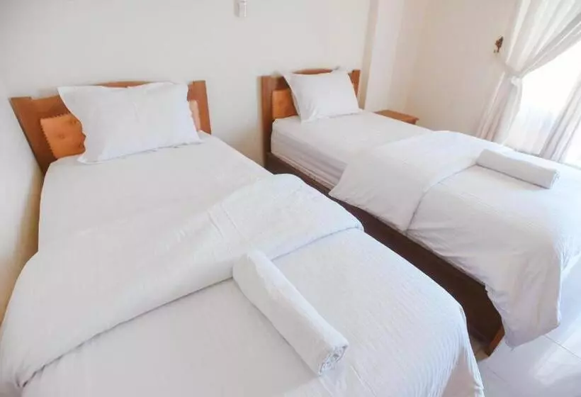 Chrysant Hotel & Resort