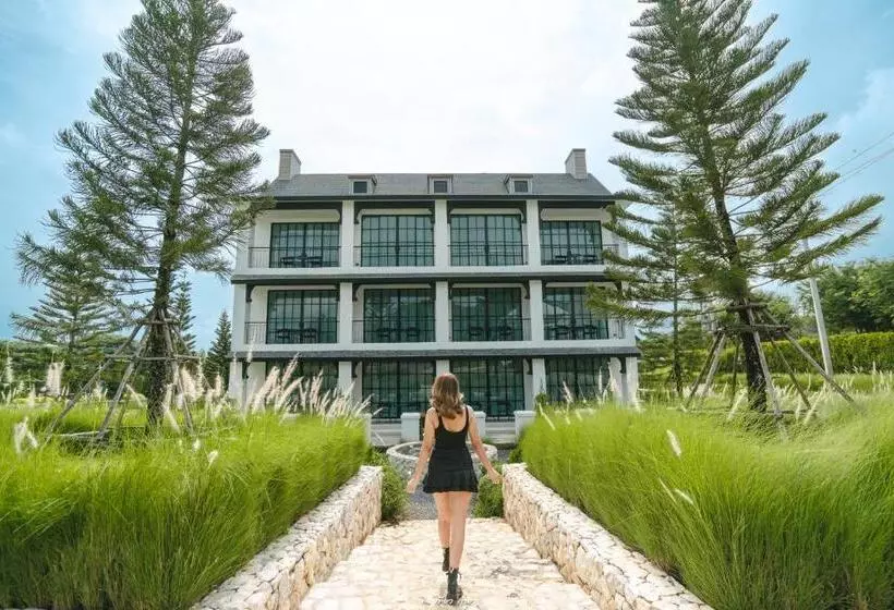 Hotelli Bergh Apton Khao Yai