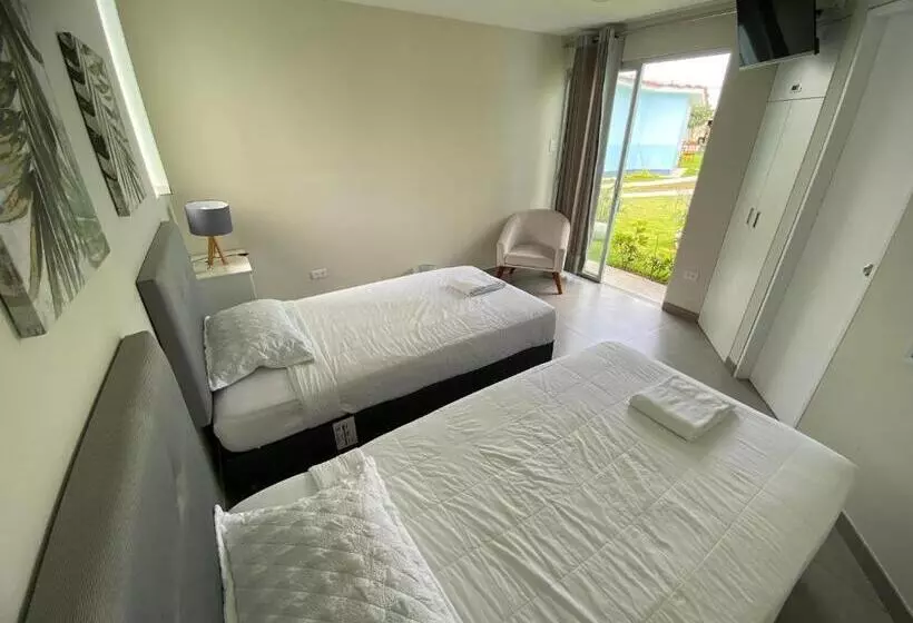 Hotelli Bungalow Jatun Mama