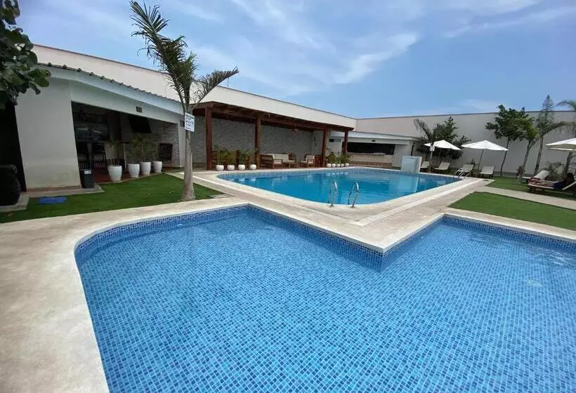 Hotelli Bungalow Jatun Mama