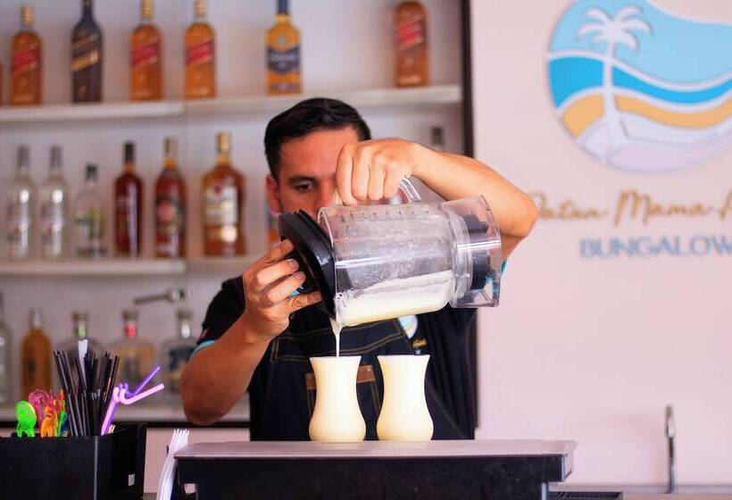 ホテル Bungalow Jatun Mama