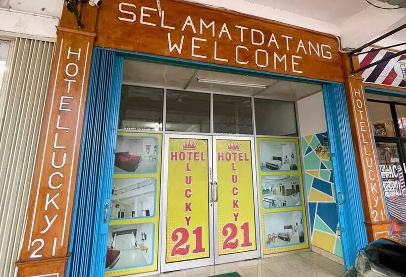 ホテル Lucky 21 Syariah Mitra Reddoorz