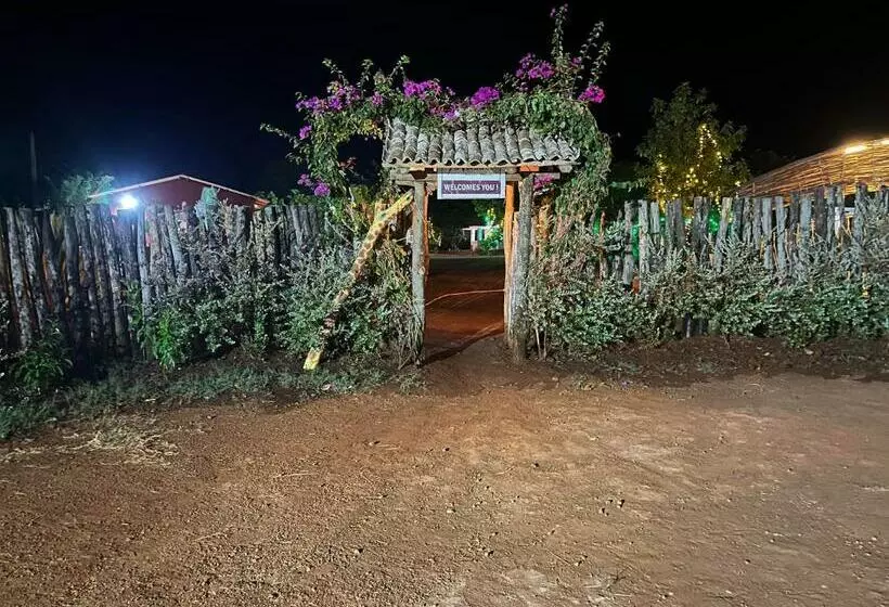 Hotelli Maati Nature Resort