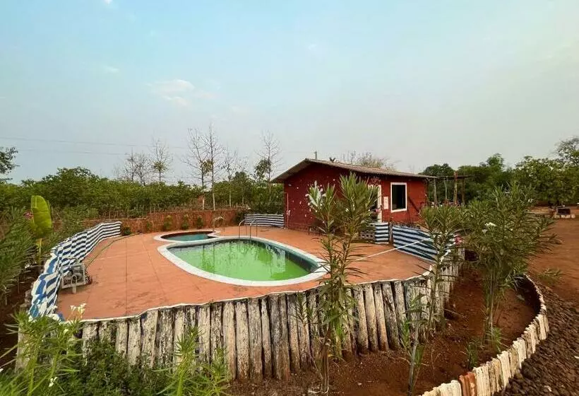 Hotelli Maati Nature Resort