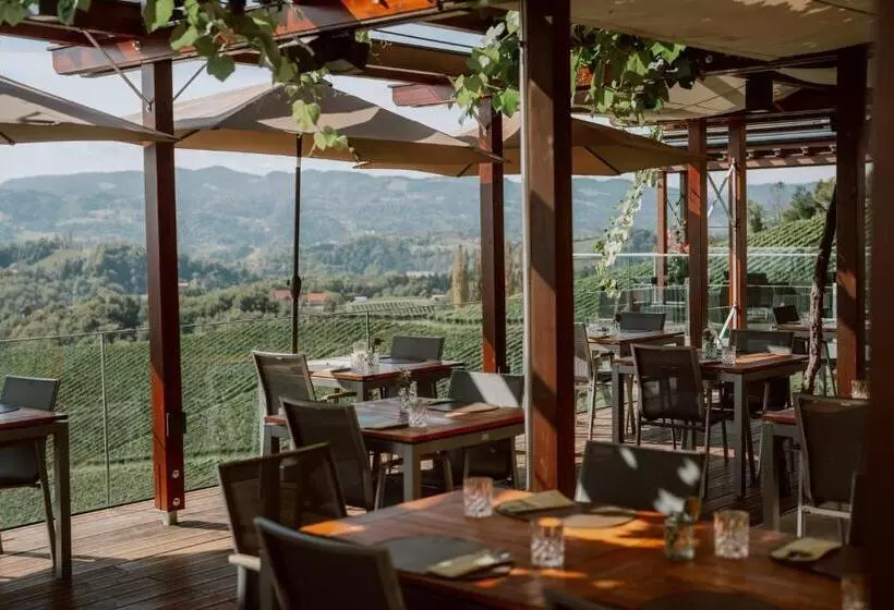 Hotelli Mahorko Wein Wellness Wasserbüffel