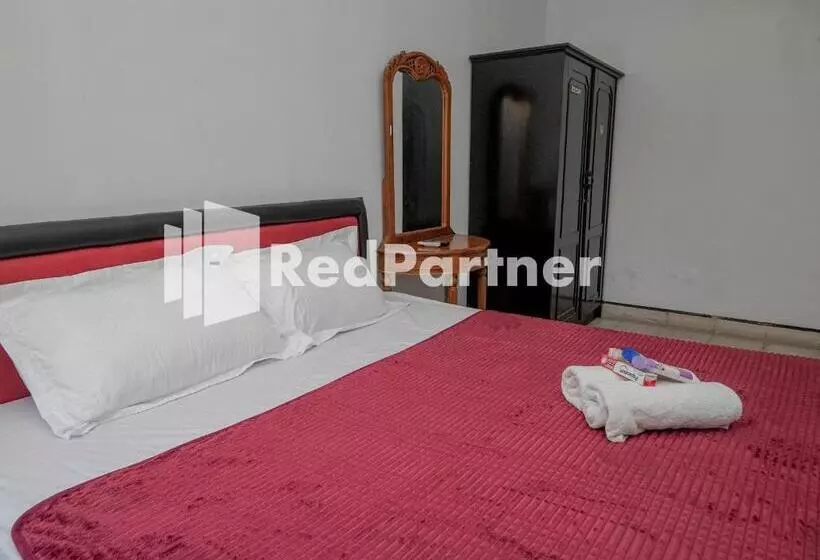 Hotelli Rajawali Guest House Mitra Reddoorz
