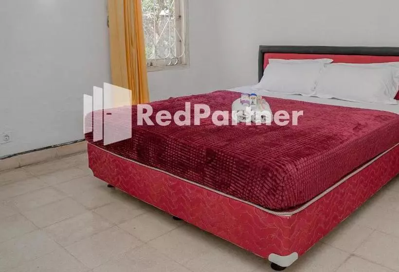 Hotelli Rajawali Guest House Mitra Reddoorz