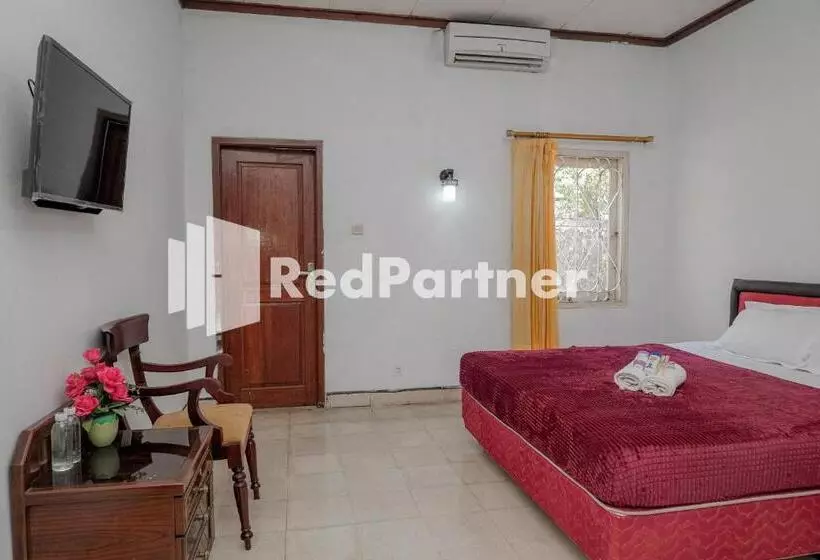 Hotelli Rajawali Guest House Mitra Reddoorz