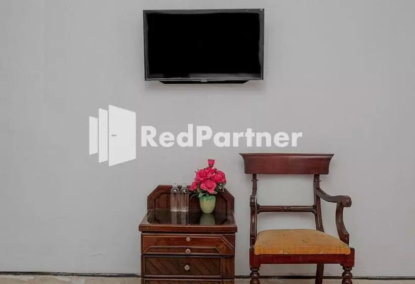 Hotelli Rajawali Guest House Mitra Reddoorz