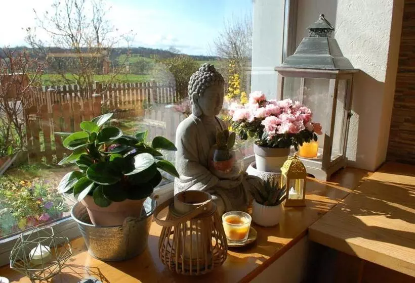 Majatalo B&b La Maison Des Collines Autour Chambres D Hôtes