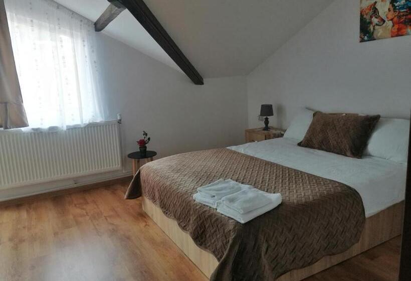 بنسيون Casa Gramy