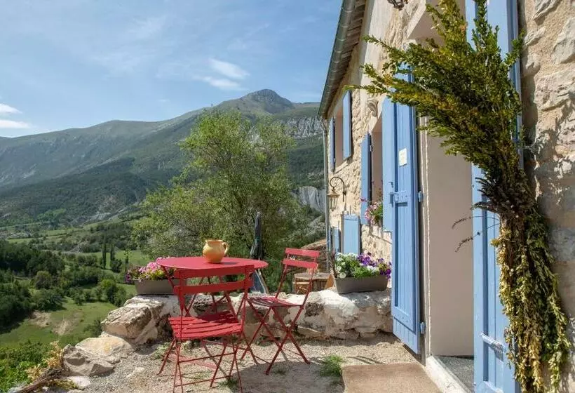 Majatalo Gaïa, Maison D Hôtes Verdon, Vue Féerique