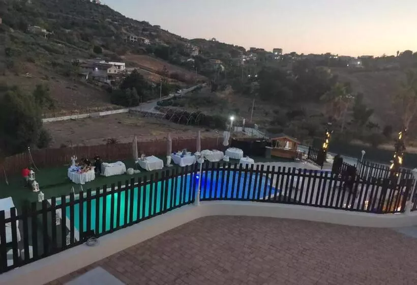 ペンション Imperial Park