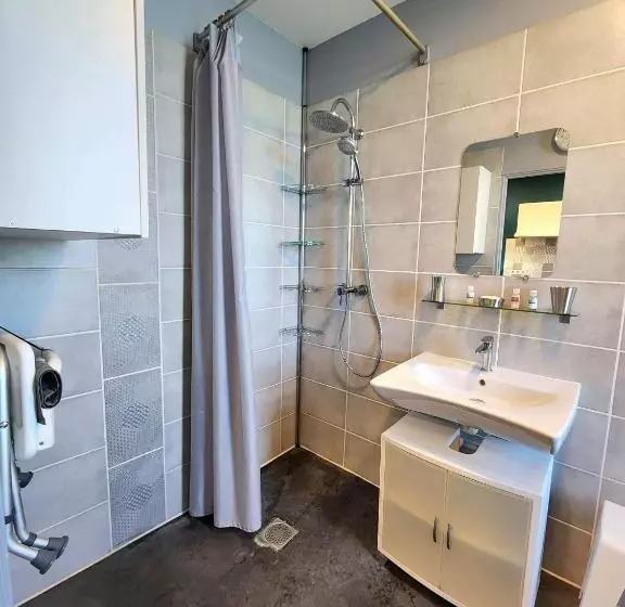 Majatalo Le Domaine Du Templier  Maréchal