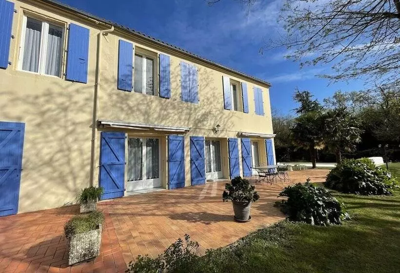 Majatalo Les Trois Cèdres