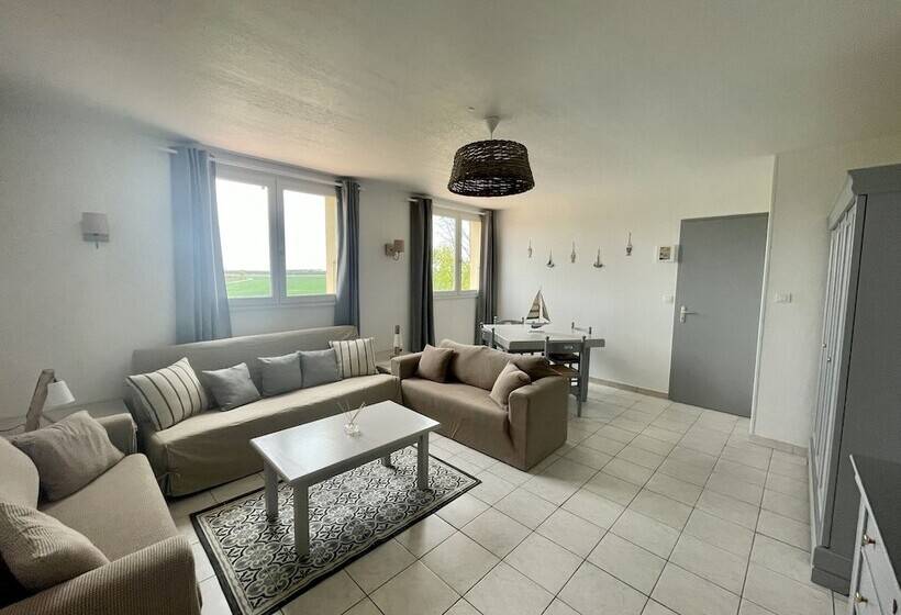 بنسيون Les Trois Cèdres