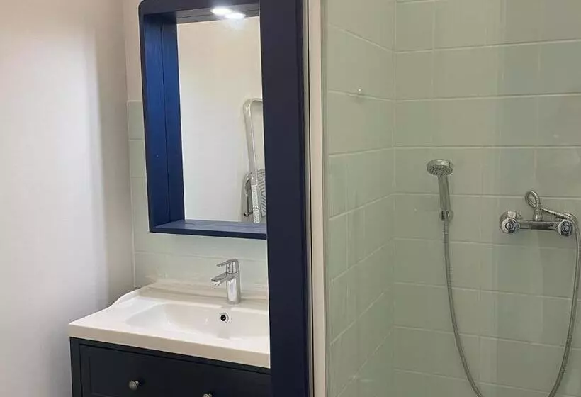 Majatalo Les Trois Cèdres